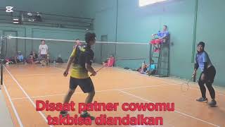 Raket terbang di latihan badminton fypシ゚viral badmintonlovers fyppbsi [upl. by Ettigdirb]