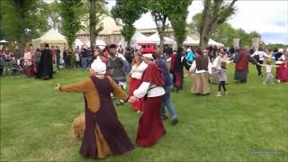 Medieval dance Farandole des Seigneuriales AMVCC Coucy le Château by Pierre Lenoble report [upl. by Juley]