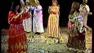 Noura Guelmia  Bouya lahnine  Folklore chaoui  Gasba [upl. by Uaerraj]