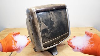 CLEAN DIRTY OLD HP CRT COMPUTER MONITOR [upl. by Schofield]