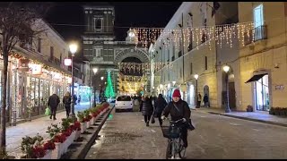 Aversa CE  Natale arrivano le luminarie grazie ai commercianti 191223 [upl. by Nywloc]