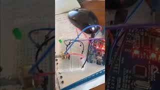 Aprendendo Arduino  Potenciômetro acendendo Led com condicional IF😁 [upl. by Socin55]