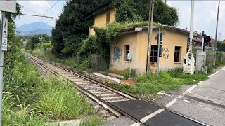 PASSAGGIO A LIVELLO DI MONVALLE  TRENO INTERNAZIONALE DA NOVARA DIRETTO A ROTTERDAM [upl. by Nosmirc]