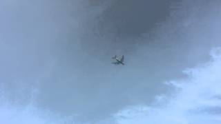 Low Flying Easterly Plane Over Osterley House from London Heathrow Airport Southern Runway 120316 [upl. by Ellynn]