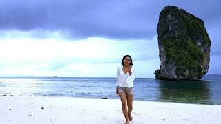 kaho na pyaar hai tittle song vina fan thailand [upl. by Sisak450]