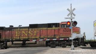 Forward K5HL on BNSF 3801 West in Princeville IL 72521 [upl. by Schulz927]