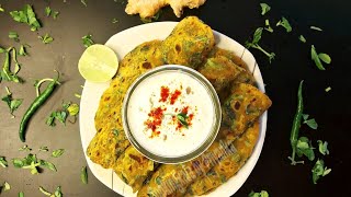 Is sardi try karen gujrat ke famous THEPLA  Thepla  Gujrati paratha  Shorts Indianrecipe Short [upl. by Jonina84]