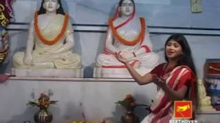 Ekta Mora Goru Banche  একটা মরা গরু বাঁচে  Bengali Harichand Thakur Song  Tirtha Thakur [upl. by Mihar]