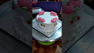 Vanilla cake decorating🤗😉shorts cake cakedecoration viralvideo trending [upl. by Alocin753]