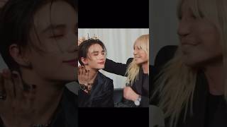 Hyunjin Versace Prince Global Ambassador Hyunjin and Donatella reunited hyunjinxversace [upl. by Berardo338]