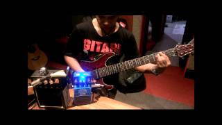 Pupun Dudiyawan  Schecter sustainiac Behringer TM300 mini amp [upl. by Yeblehs713]