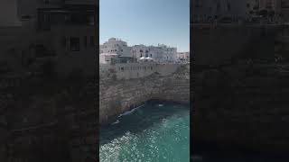 CLIFF DIVING IN POLIGNANO A MARE summer italy polignanoamare cliff diving [upl. by Zimmer]