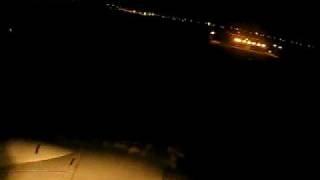 Despegando en avión por la noche desde el aeropuerto de Madrid [upl. by Sordnaxela]