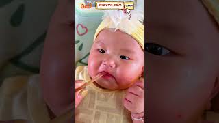 How to Remove Milk Stains from Your Baby’s Mouth Try This Oral Cleaning Brush [upl. by Orpheus81]