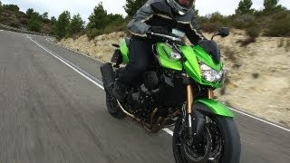 Essai Kawasaki Z 750 R  R pour Racing [upl. by Gintz]