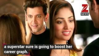 Kaabil movie review Hrithik Roshans eyeful revenge must be watched [upl. by Noraf]