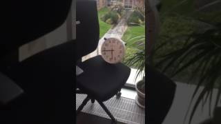 Automatic set Satellite wall Clock [upl. by Emorej324]