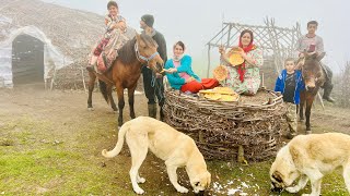 Busy Day in Nomadic Life  Baking Bread amp Packing for the Big Autumn Migration [upl. by Napoleon]