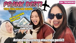 PRANK DESTI KELUAR NEGRI DADAKAN GAPAKE MANDI BAWA BADAN DOANG 🤣 [upl. by Notniuq599]