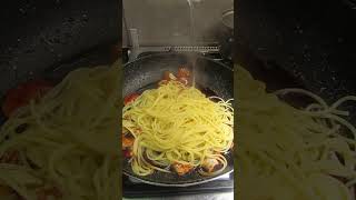 hoy fideos con pollo en menos de 1 minuto fideos pasta recetasfaciles tallarines [upl. by Kolosick]