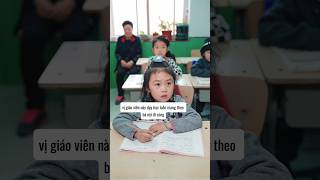 Vị giáo viên này đi dạy học còn mang theo bà và sự thật đằng sau shorts [upl. by Crescin]