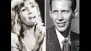 Heaven Help Me  Porter Wagoner amp Skeeter Daviswmv [upl. by Curr]