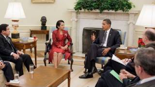 President Obama and President Gloria MacapagalArroyo Talk to the Press [upl. by Jelena754]