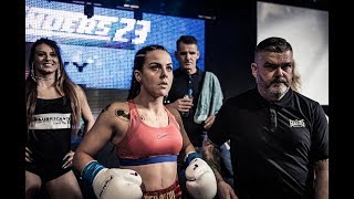 Brutal Female boxing Fight Jasmina Zapoczna vs Stevi Levy Contenders 26 – 60 kg world title [upl. by Winters]