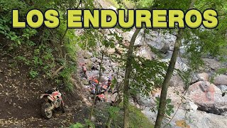 Los Endureros  T4E3 Derrumbe de piedras en el Inmortal Beta 300 RR Race Edition Enduro [upl. by Priscilla616]