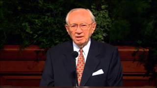 Profeta Mormón Gordon B Hinckley Profiesa otro Cristo Diferente [upl. by Lucrece]