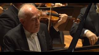 Pollini plays Mozart Piano Concerto No 21 3rd mov  Thielemann conducts Berliner Philharmoniker [upl. by Amitak]