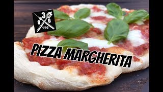 Pizza Margherita vom Broil King Pizzastein  030 BBQ [upl. by Novej288]