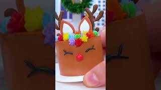 Reindeer Cake 🦌🎄Miniature Rainbow Buttercream Christmas Cake 🌈 Holiday Xmas Cake Yumupminiature [upl. by Friede368]