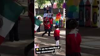 Tendencia por bailar zapateado con alacrán bajo el pie en hones a la bandera [upl. by Kyrstin68]