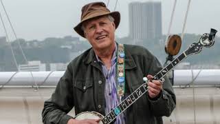 Tom Chapin Performing Harry Chapins quotWOLDquot on WPKN Bruce Swans Show November 2016 [upl. by Yeloc891]