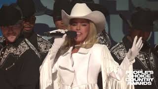 Shania Twain opens 2024 Peoples Choice Country Awards [upl. by Odnalo]