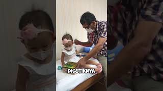 Cara dokter anak suntik anak kecil [upl. by Bernadine]