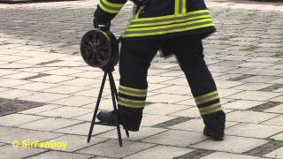 Handkurbelsirene im Einsatz beim Maifest der Feuerwehr [upl. by Fitts481]