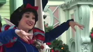 20091229 20100103 WDW13 Disney Parks Christmas Day Parade [upl. by Ganley441]