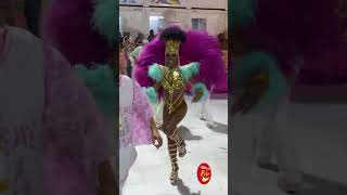 ANDRESSA VERDINO  Mangueira Desfile das Campeãs 2023 [upl. by Iggy578]