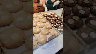 Cookies 😋Het Koekemannetje Banketbakkerij 🧇🏆amsterdam bicycleexperience [upl. by Hailat]