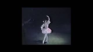 Coppelia  GKirkland Valse de la Poupée e Bolero [upl. by Nealson]