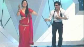 Shahrukh Khan And Kareena Kapoor Perform At Ra One s Music Launch YouTube [upl. by Player]