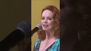 SHEENA EASTON  Antes e Depois  Before And After  quotFor Your Eyes Onlyquot [upl. by Valora]