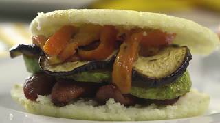 Arepas de Chorizo con Vegetales Grillados [upl. by Arikal]