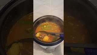 🍲Tumbukiza made in a rice cooker beef stew tumbukiza foodie slowcookerrecipe [upl. by Nyleek]