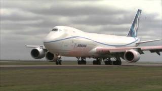 Boeing 7478 makes a big splash [upl. by Bethesde]