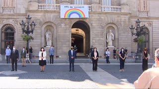 El Ayuntamiento de Barcelona recuerda a las víctimas del Covid19 [upl. by Ybok381]