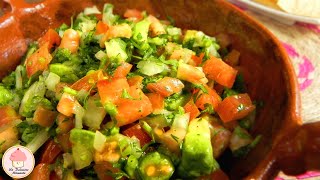 Como hacer salsa Pico de Gallo  How to prepare pico de gallo [upl. by Teece]