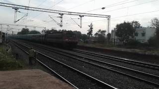 12512 Raptisagar express [upl. by Aillemac819]